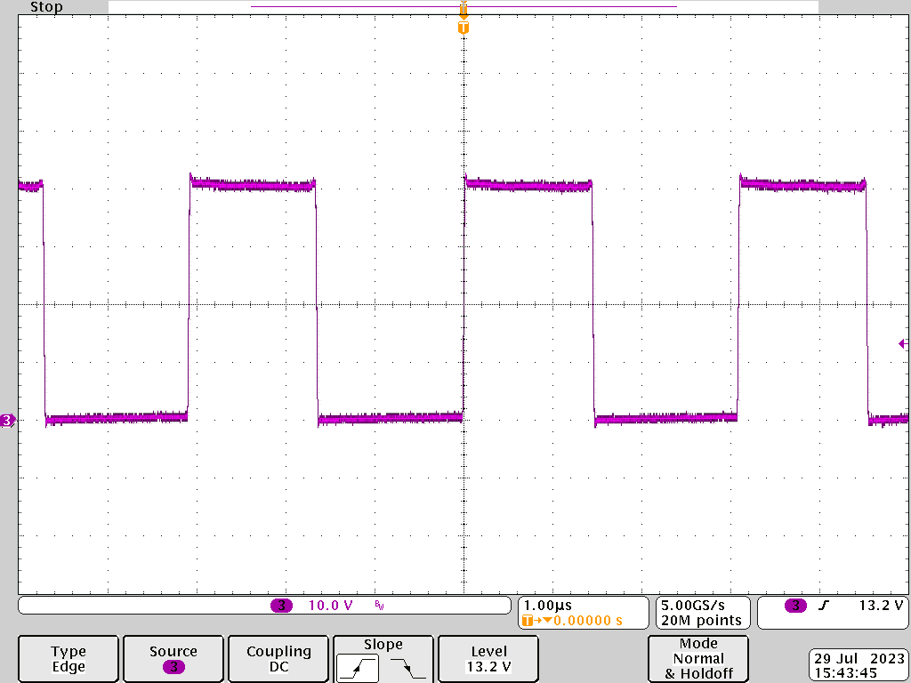 PMP41083 Switching Leg Waveform at Vsys
                    = 20V, Vbat = 40V Fast Charging Mode, fSW = 300kHz