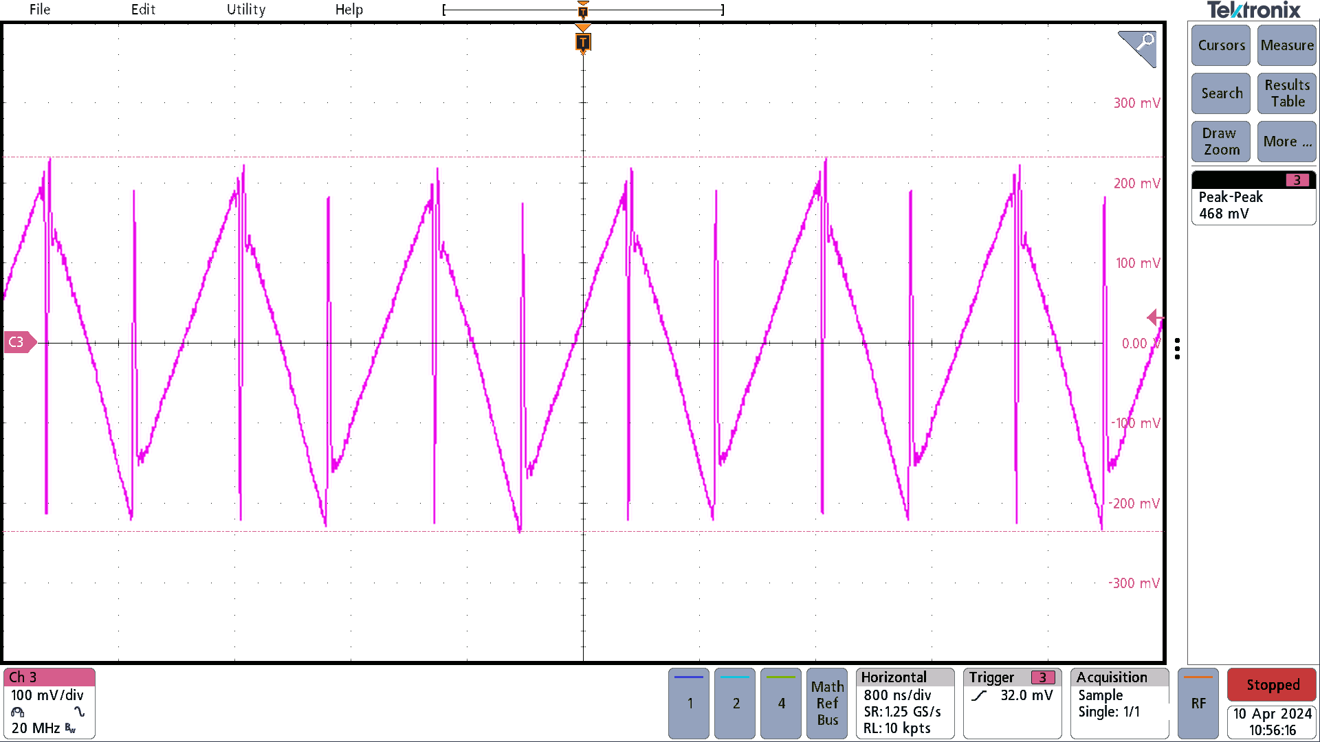 PMP23389 Input Voltage Ripple (AC Coupled) With 12V Input and 15A Load; Measured 468mV Peak to Peak