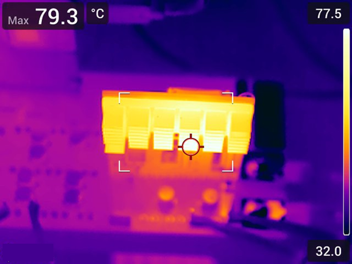 PMP23421 Thermal Image at 54V Vin, 50V
                                                  Vout, and 26A Iout